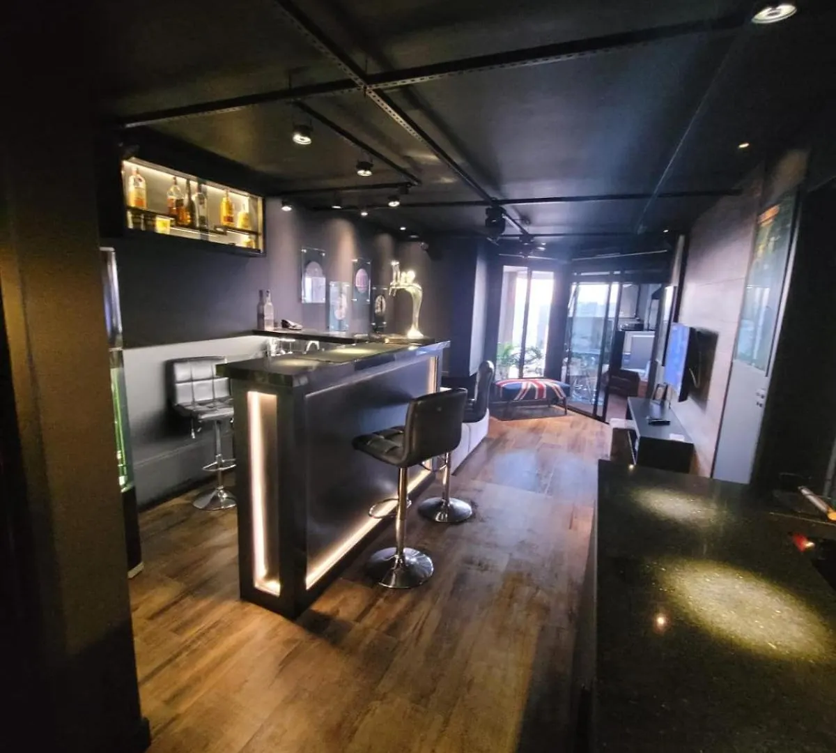 Morumbi, Apartamento Pub, Spa Com Hidromassagem, Piscina Aquecida Privativa, Lareira, Tudo Que Voce Precisa Para Descansar, Trabalhar Ou Realizar Aquela Comemoracao! Com Total Conforto E Privacidade! O Apt Nota 10 De Sp! ساو باولو شقة