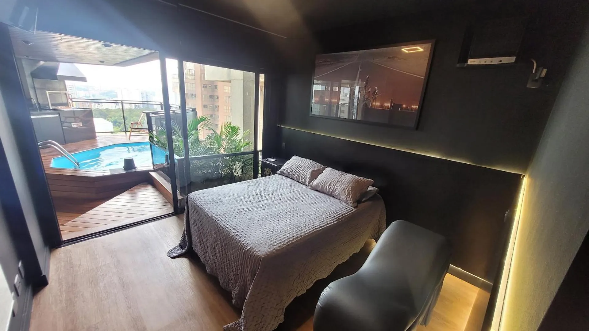 شقة Morumbi, Apartamento Pub, Spa Com Hidromassagem, Piscina Aquecida Privativa, Lareira, Tudo Que Voce Precisa Para Descansar, Trabalhar Ou Realizar Aquela Comemoracao! Com Total Conforto E Privacidade! O Apt Nota 10 De Sp! ساو باولو