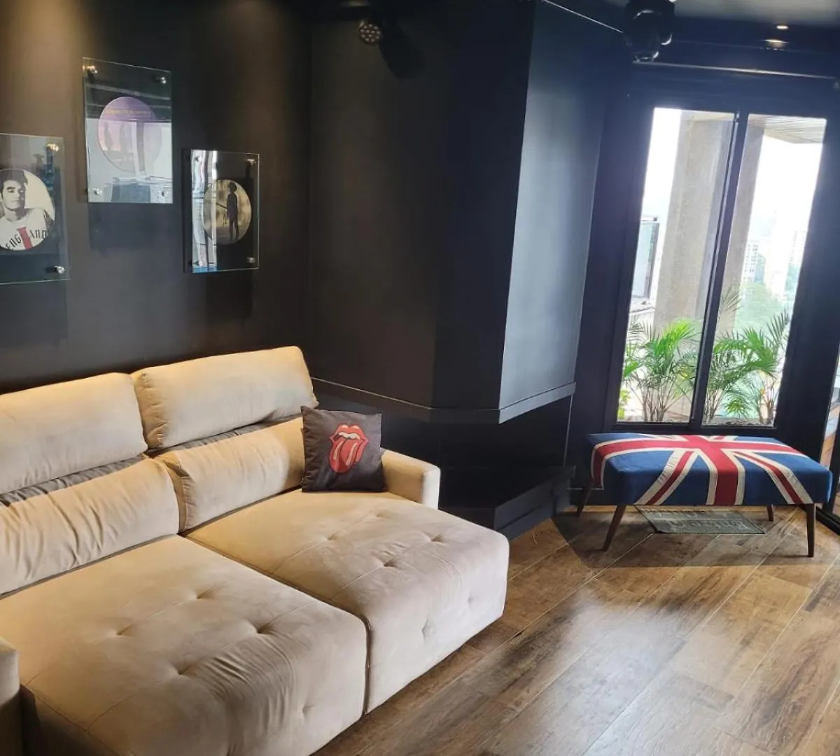 Morumbi, Apartamento Pub, Spa Com Hidromassagem, Piscina Aquecida Privativa, Lareira, Tudo Que Voce Precisa Para Descansar, Trabalhar Ou Realizar Aquela Comemoracao! Com Total Conforto E Privacidade! O Apt Nota 10 De Sp! Sao Paulo 0*,