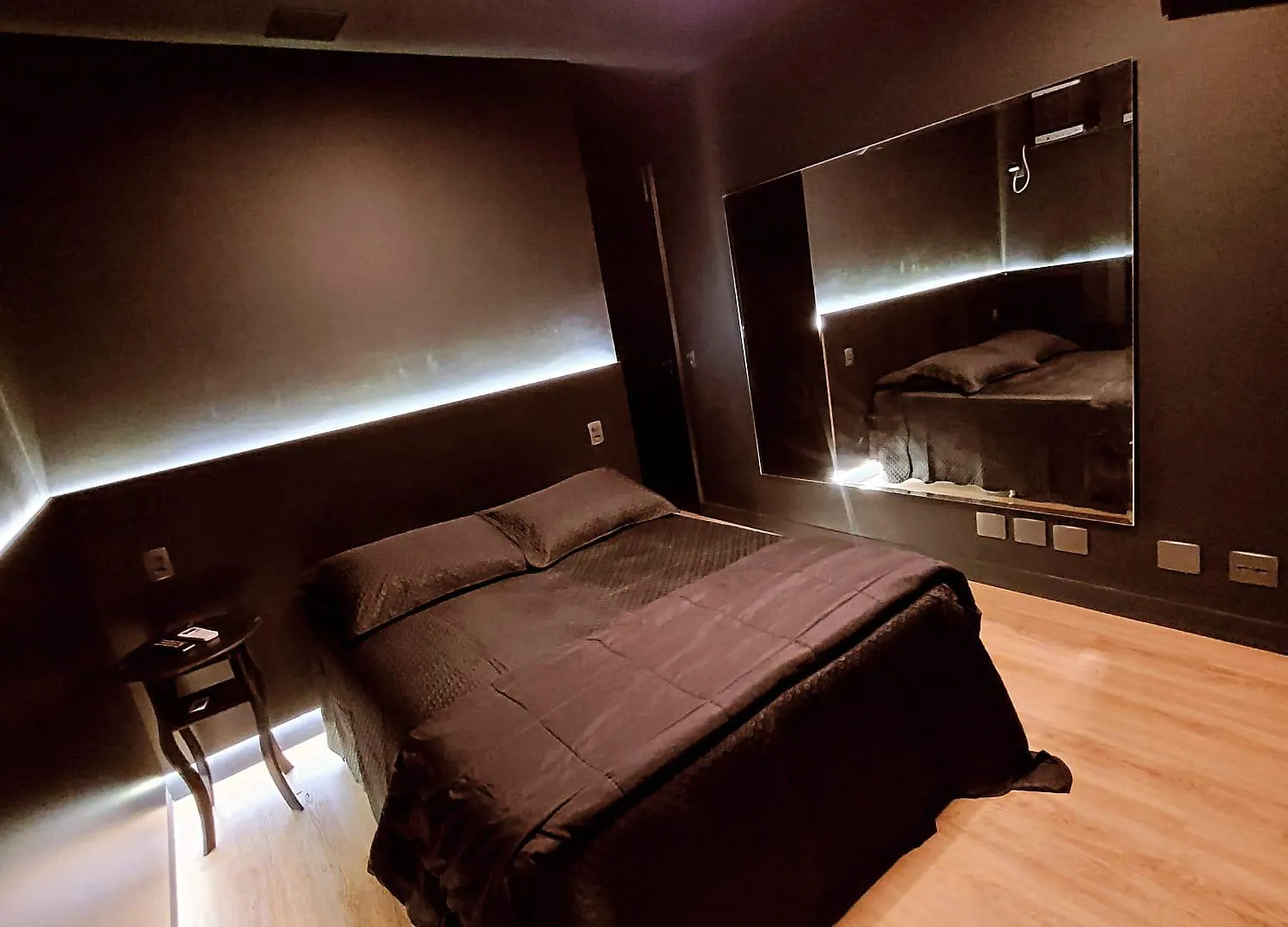 Morumbi, Apartamento Pub, Spa Com Hidromassagem, Piscina Aquecida Privativa, Lareira, Tudo Que Voce Precisa Para Descansar, Trabalhar Ou Realizar Aquela Comemoracao! Com Total Conforto E Privacidade! O Apt Nota 10 De Sp! Sao Paulo 0*,