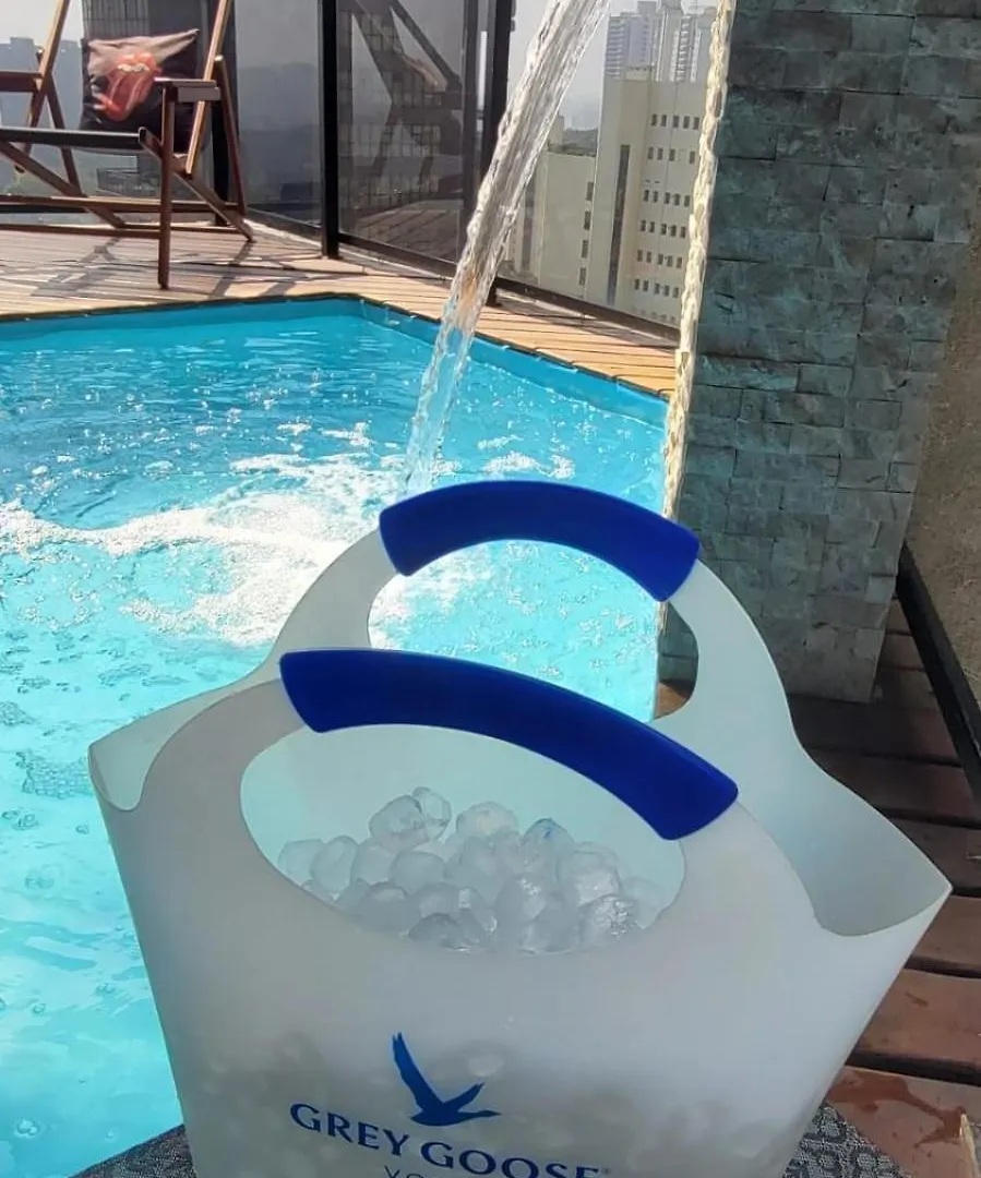 Morumbi, Apartamento Pub, Spa Com Hidromassagem, Piscina Aquecida Privativa, Lareira, Tudo Que Voce Precisa Para Descansar, Trabalhar Ou Realizar Aquela Comemoracao! Com Total Conforto E Privacidade! O Apt Nota 10 De Sp! Sao Paulo Apartment