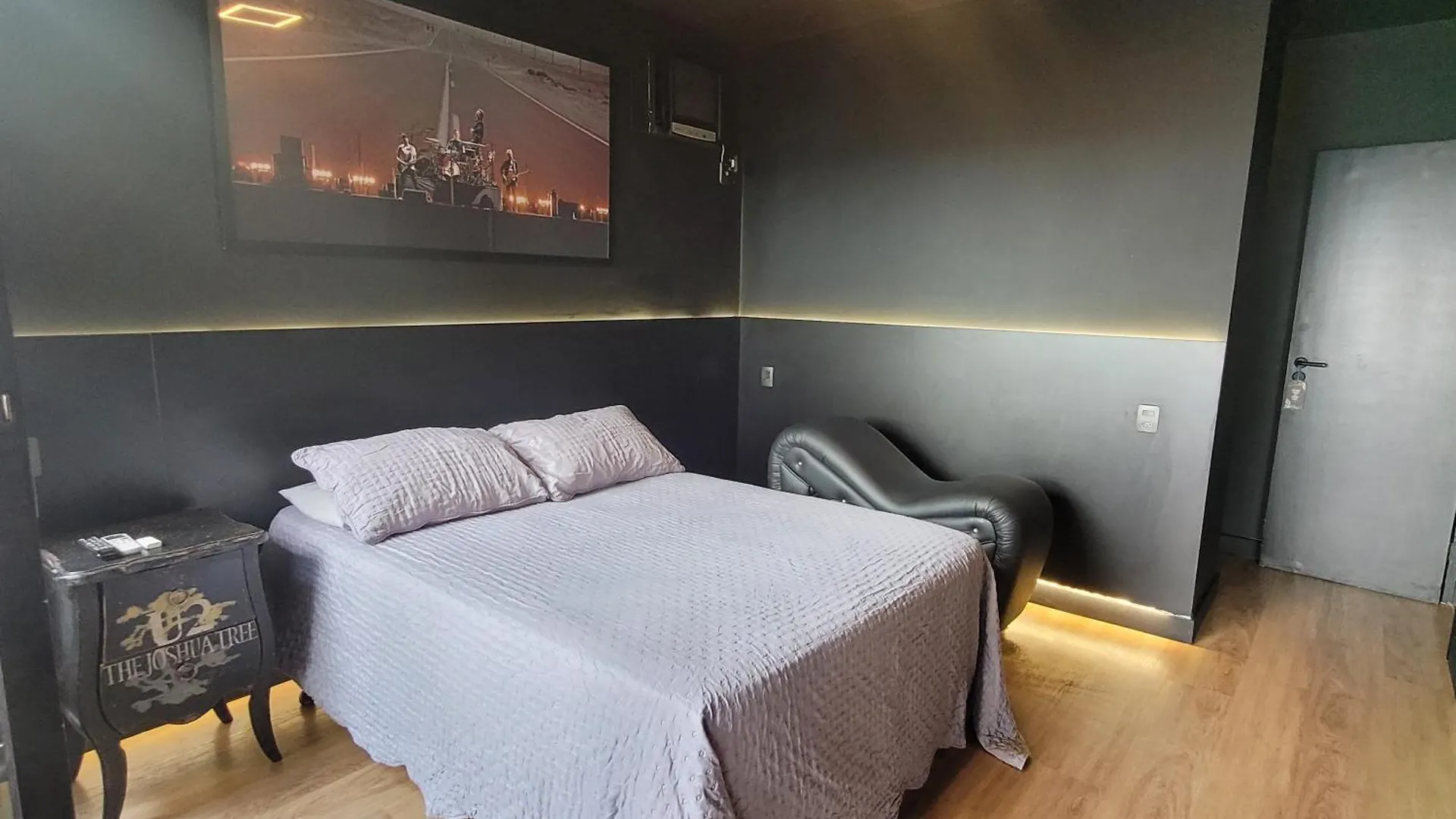 Morumbi, Apartamento Pub, Spa Com Hidromassagem, Piscina Aquecida Privativa, Lareira, Tudo Que Voce Precisa Para Descansar, Trabalhar Ou Realizar Aquela Comemoracao! Com Total Conforto E Privacidade! O Apt Nota 10 De Sp! São Paulo